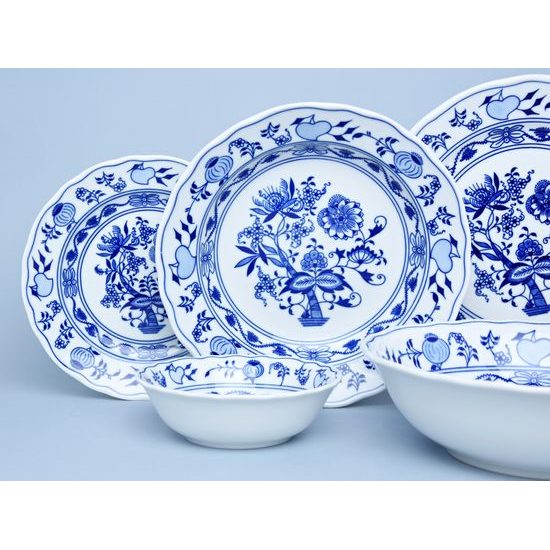 Plate set for 6 pers. + bowls, Original Blue Onion Pattern