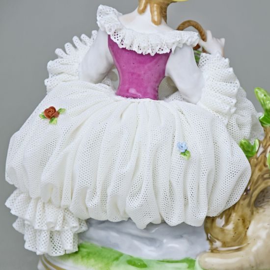 Flowergirl 14 x 8 x 17 cm, Kurt Steiner, Porcelain Figures Unterweissbacher