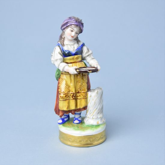 Girl in the market 15 cm, Unterweissbacher porcelain