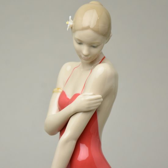 The Elegance of a lady, 31 cm, NAO porcelain