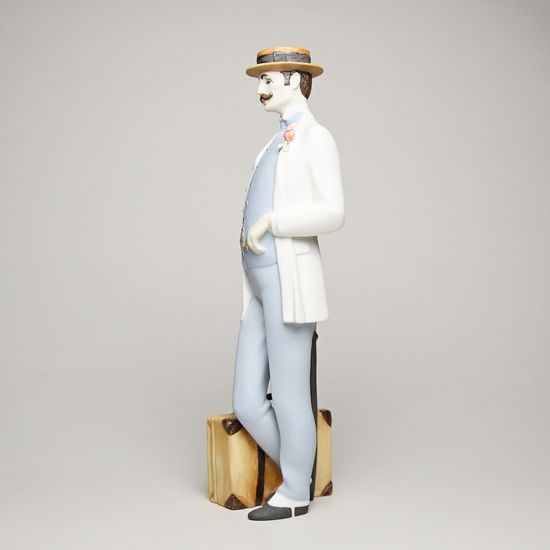 Man with a case 7,5 x 9 x 25 cm, Pastel, Porcelain Figures Duchcov