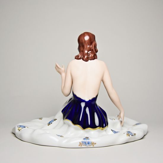 Lady sitting 20 x 24 x 19 cm, Isis, Porcelain Figures Duchcov