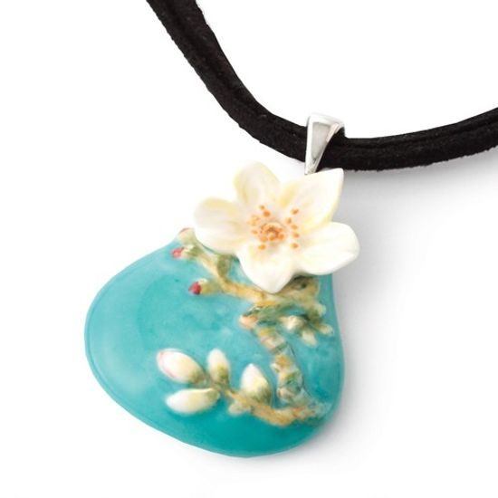 Van Gogh Almond flower design sculptured porcelain necklace 5 cm, FRANZ Porcelain