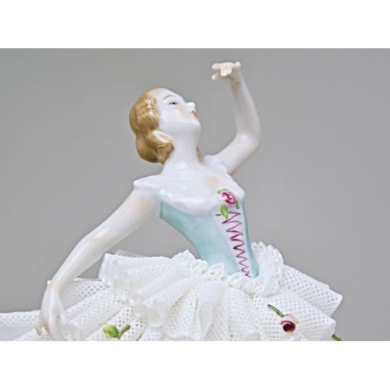 Dancer With Lace, Kurt Steiner, 19 x 11,5 x 9 cm, Porcelain Figures Unterweissbacher