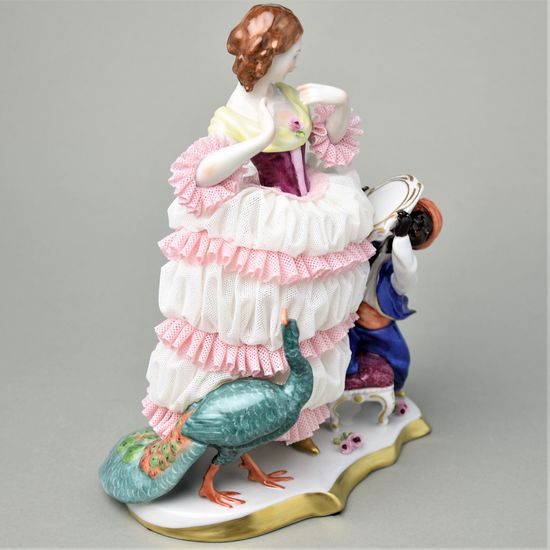 Marnivost, dáma s krajkou 19 x 12 x 24 cm, Kurt Steiner, Porcelánové figurky Unterweissbacher