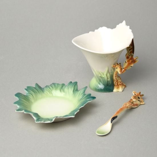 Endless Beauty giraffe design sculptured porcelain cup and saucer and spoon 12,5 x 10 cm, FRANZ Porcelain