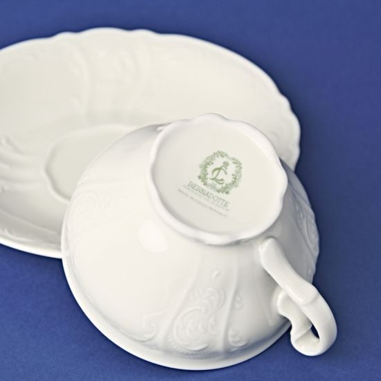 Tea cup and saucer 205 ml / 15,5 cm, Thun 1794 Carlsbad porcelain, BERNADOTTE ivory