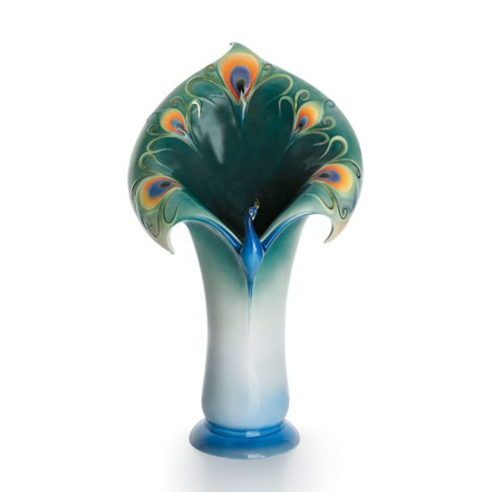 Peacock Splendor design sculptured porcelain vase 36,5 cm, FRANZ Porcelain