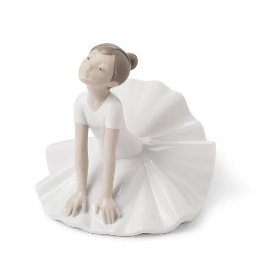 Ballet Dancer - The Thinking Pose, 15 x 15 x 14 cm, NAO Porcelain Figures