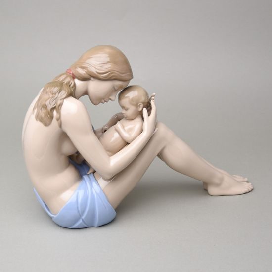 My dearest one, 33 x 15 x 23 cm, NAO Porcelain figurines