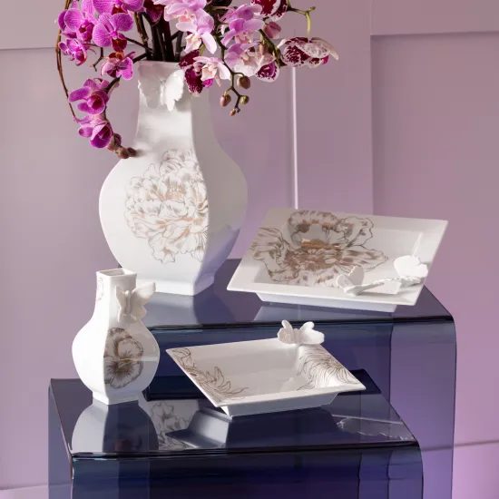 Váza / vázička Obří květ 13 cm, Motýlí kolekce, Míšeňský porcelán