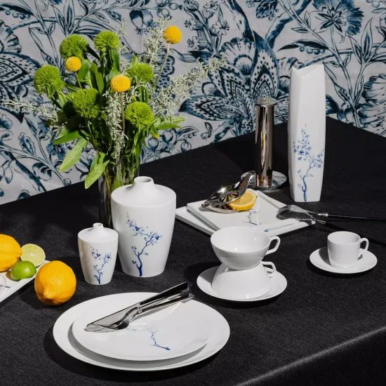 Hrnek Berlin 250 ml - Modrá orchidej, Míšeňský porcelán