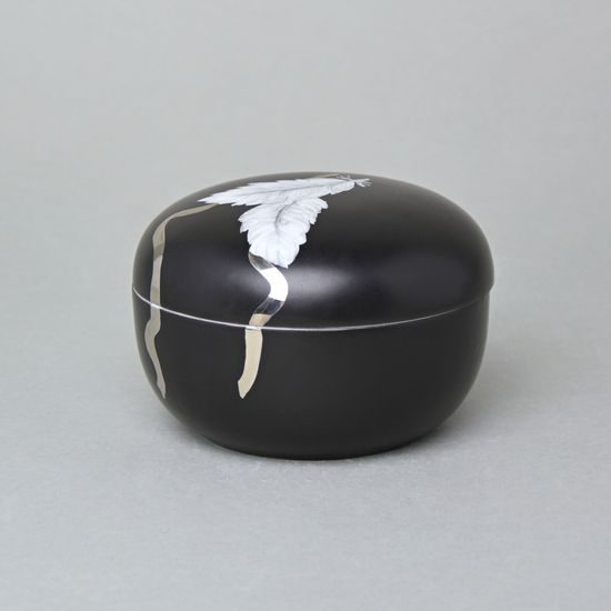 Dóza s pírky a platinovou stuhou, nízká, 7 x 10,3 cm, Černý fond + Platina, Porcelán Duchcov