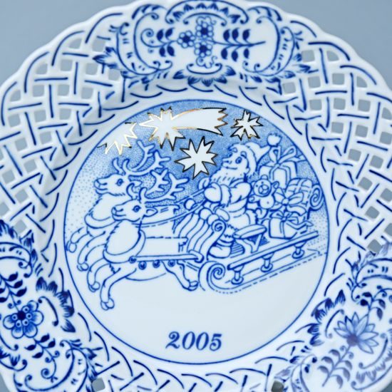 Annual plate 2005 18 cm, perforated, Original Blue Onion Pattern