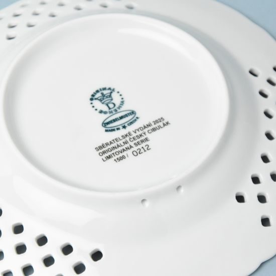 Vánoční / výroční talíř 2025 závěsný prolamovaný 18 cm, Cibulák, originální z Dubí