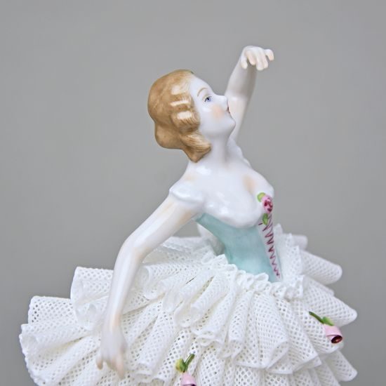 Dancer With Lace, Kurt Steiner, 19 x 11,5 x 9 cm, Porcelain Figures Unterweissbacher