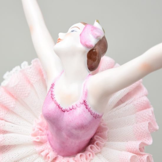 Ballerina with lace 18 x 12 x 23 cm, Kurt Steiner, Porcelain Figures Unterweissbacher