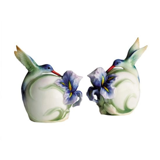 Longtail hummingbird design sculptured porcelain salt and pepper shakers, Porcelain FRANZ