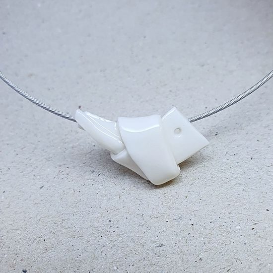 Necklace: Knot (Little Bird), Porcelain Jewels Studio Mallys