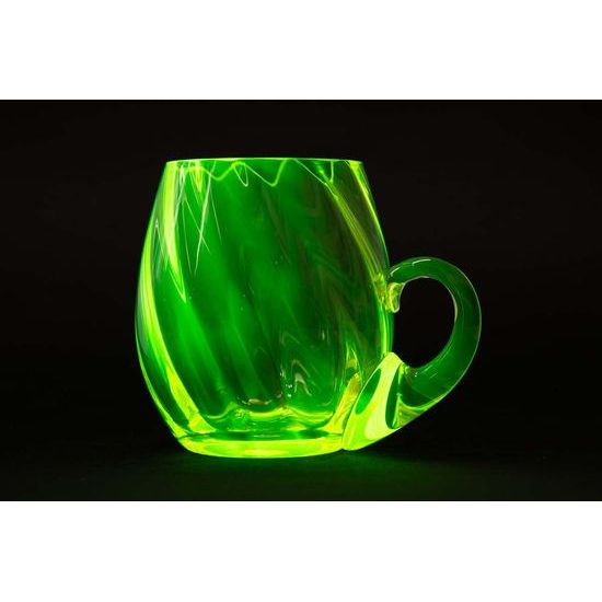 Glass OPTICA with handle (uranium glass), 500 ml, Glassworks Janov