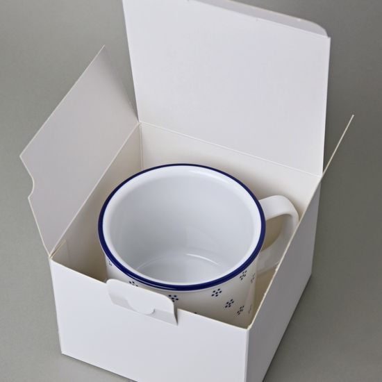 Gift Box, Golden logo C (15 x 15 x 11 cm)