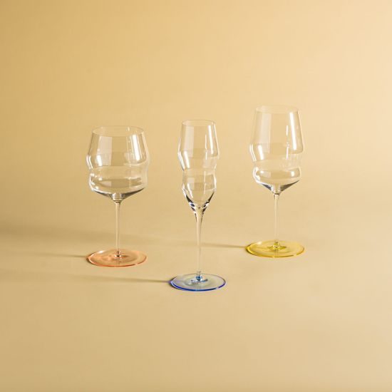 Crystal Hand-made Wine Glass 650 ml, Kalyke - Light Blue, Kvetna 1794 glassworks