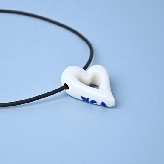 Necklace: White Heart Onion Pattern, 3,7 x 5 cm, Porcelain Jewels Studio Mallys