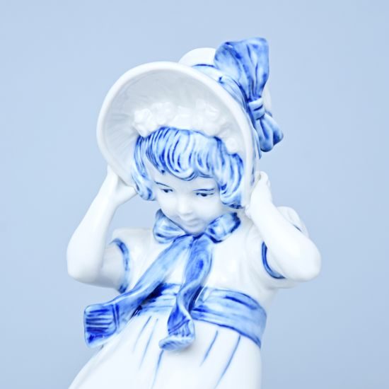 Dívka s košíky 24 x 17 x 24 cm, Cibulák, originální z Dubí, 2. j.