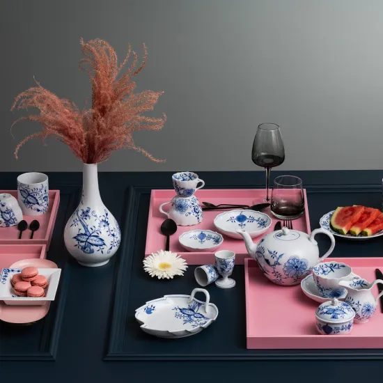 Šálek 200 ml a podšálek 140 mm, pravý cibulák, Míšeňský porcelán