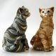 De Rosa - Striped Cat Blue, 11 x 10 x 18 cm, Ceramic Figure, De Rosa Montevideo