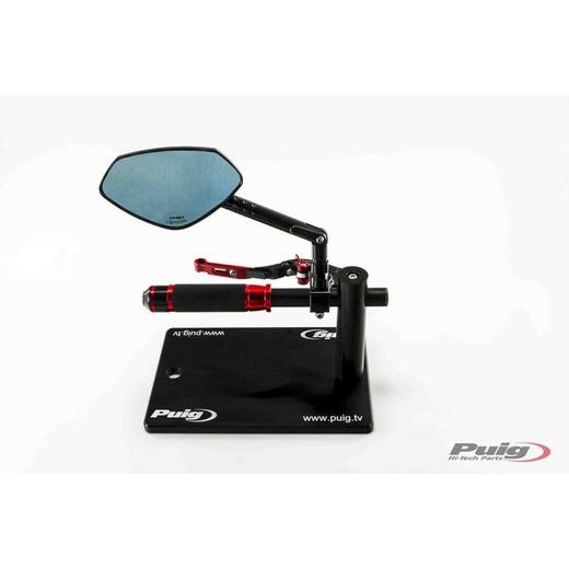 THE DISPLAY INCLUDES ANODIZED PARTS PUIG 9665R, RAUDONOS SPALVOS