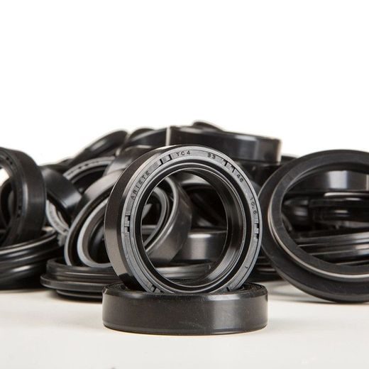 OIL SEALS KIT + FORK COVER ARIETE 09877/A DIAM. 38