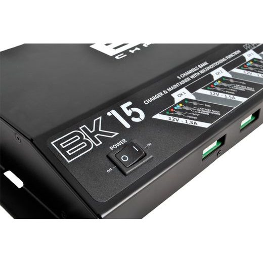 AUTOMĀTISKS 5 - KANĀLU LĀDĒTĀJS BS-BATTERY 5 BANK CHARGER BK15 12V 5X1.5A