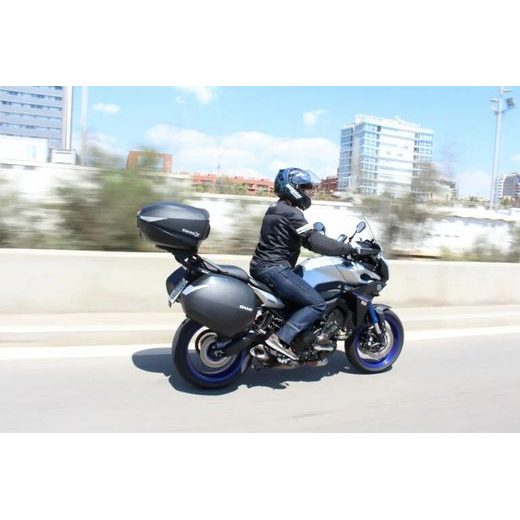 CENTRĀLĀ BAGĀŽAS KASTE SHAD SH58X D0B58206B KARBONA (EXPANDABLE CONCEPT) WITH PREMIUM LOCK AND BACKREST