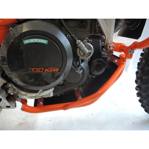 DZINĒJA AIZSARGI RDMOTO CF93O ORANŽS