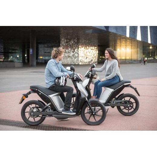 ELECTRIC SCOOTER TORROT MUVI L3E EXECUTIVE BELA