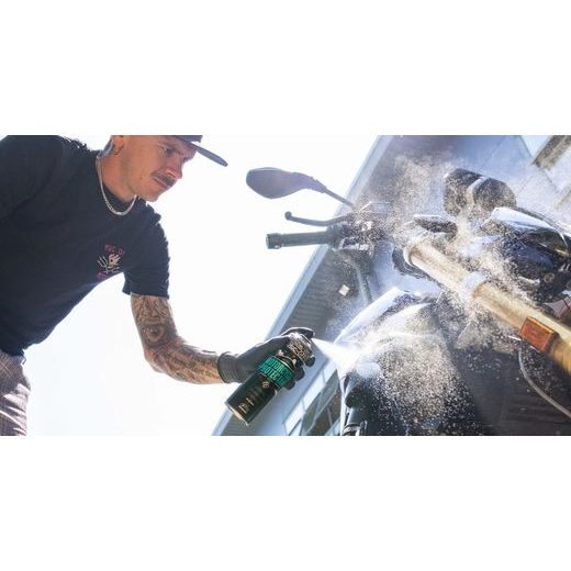 MOTORCYCLE 8 IN 1 KIT MUC-OFF 21197