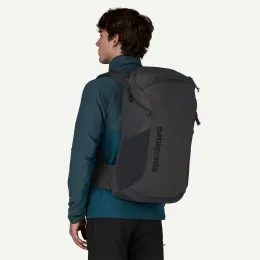 Batoh Patagonia Cragsmith 32L BLK