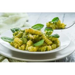 AdventureMenu LW Fusilli se špenátem a vlašskými ořechy 158g (600g)