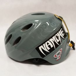 Bazar Lyžařské přilby Giro vel. S