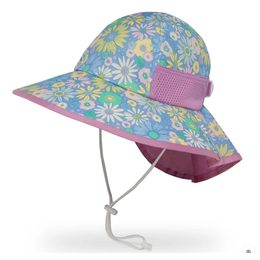 Dětský klobouk Sunday Afternoons Play Hat daisies