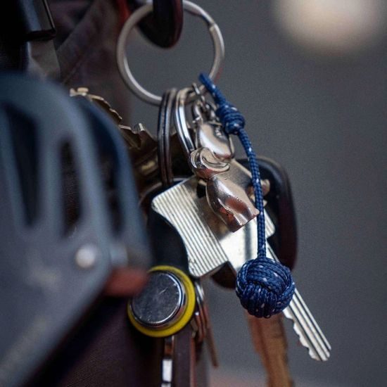 Přívěsek na klíče Fujfuj Knot Monkey fist