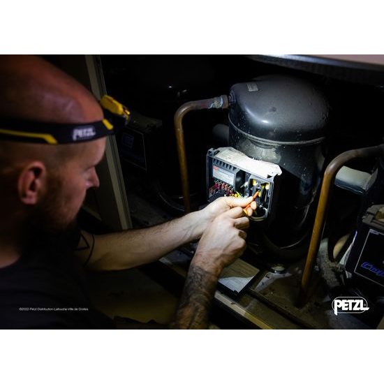 Čelovka Petzl Aria 1 černožlutá