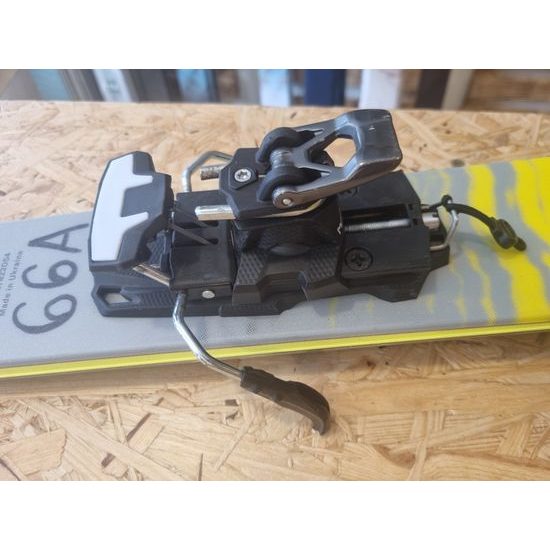 Bazar Skialpové lyže Blizzard Zero G 150 cm, vč. pásů a vázání marker alpinist