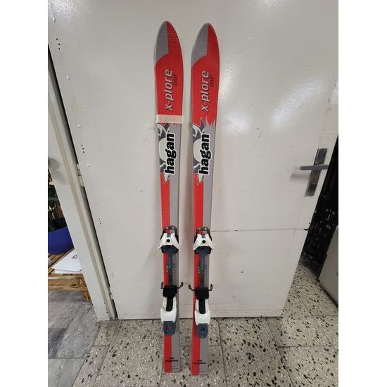 Bazar Skialpové lyže Hagan x-plore tour 155cm s pásy a vázání diamir titanal