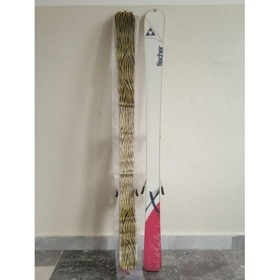Bazar Skialpové lyže Fisher 149cm, rámové váz.Fisher, pásy