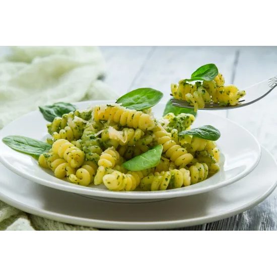 AdventureMenu LW Fusilli se špenátem a vlašskými ořechy 158g (600g)