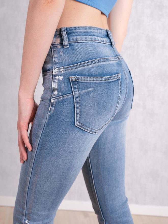 Džíny slim fit metalické
