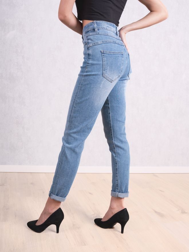 Džíny slim fit