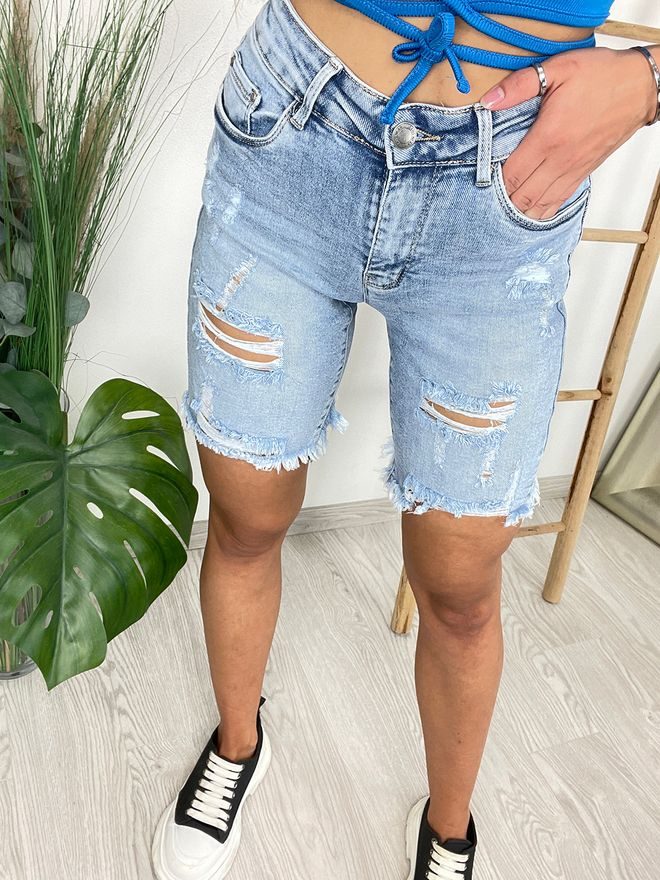 Džínové push up kraťasy s trháním světle modré